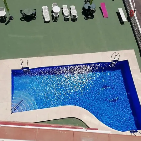 Stunning Studio.seaview With Balcony And Pool. شقة