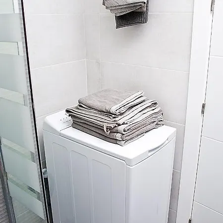 Stunning Studio.seaview With Balcony And Pool. Apartament Torremolinos