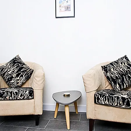 Apartment Stunning Studio.seaview With Balcony And Pool. *